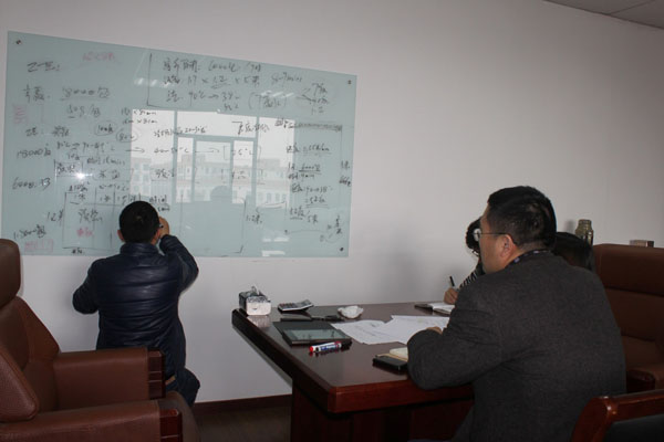 �ݺϙC(j��)е�o��˾�߹܌���Ӗ(x��n)�F(xi��n)���D