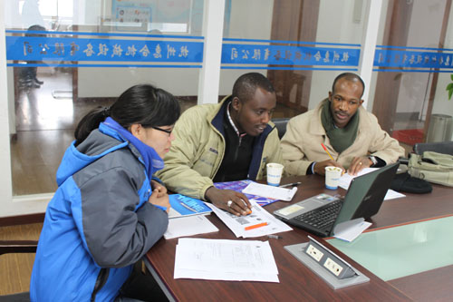 ��¡�Ͽ͑�(h��)�c�ݺ�ͬ��ǢՄ�F(xi��n)��(ch��ng)