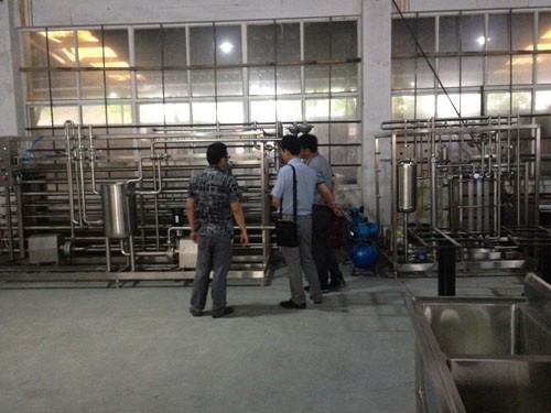 ��r���t(y��)ˎ���F(tu��n)�͑������S���^��Ʒ